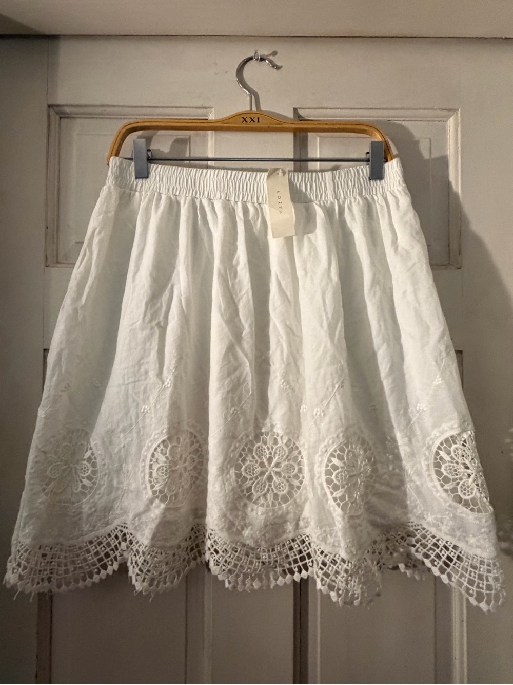 Adiva White Crochet-Trim Circle Skirt